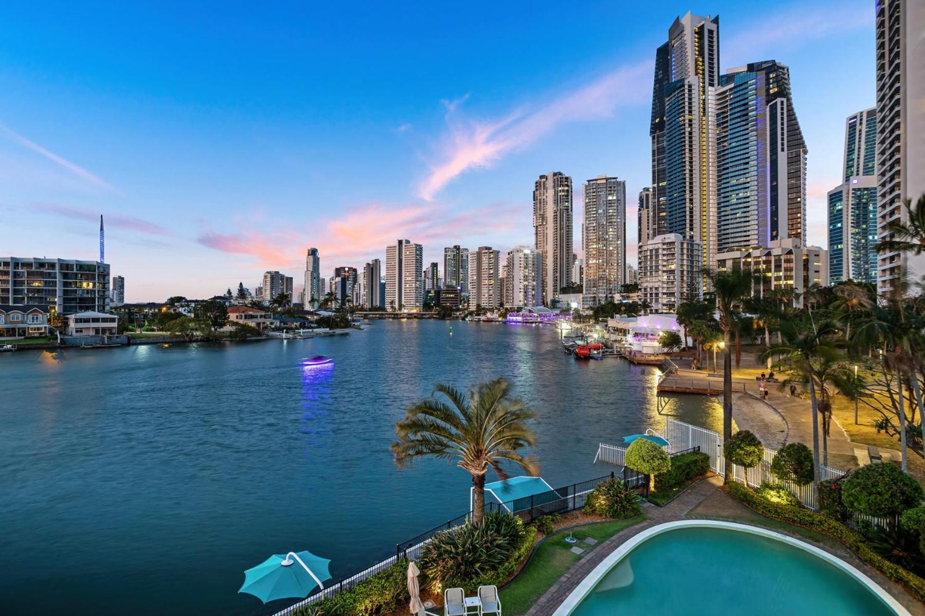 Amazing Water Views Surfers Paradise Gold Coast Exteriér fotografie